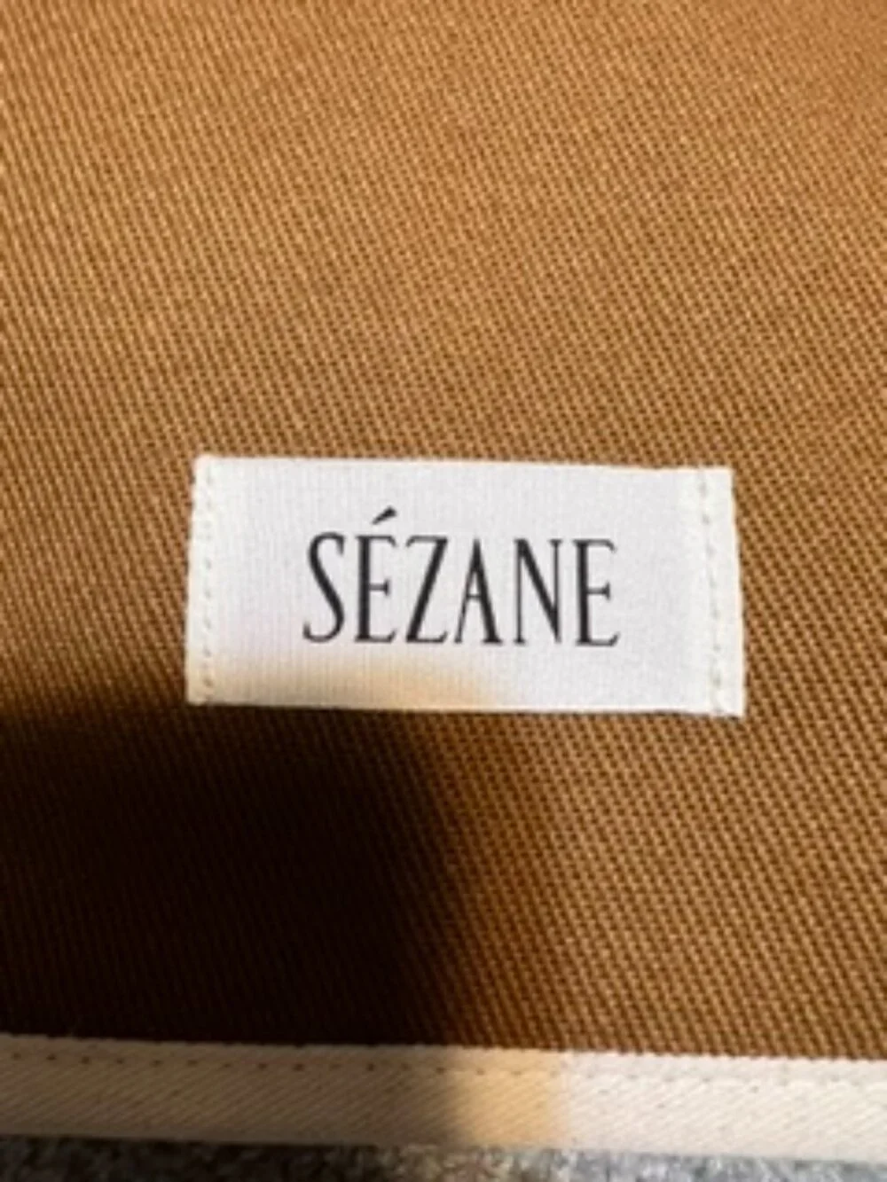 NWOT Sezane New Style Heavyweight Brown/Cream Tote Bag w/ Zipper Compartment